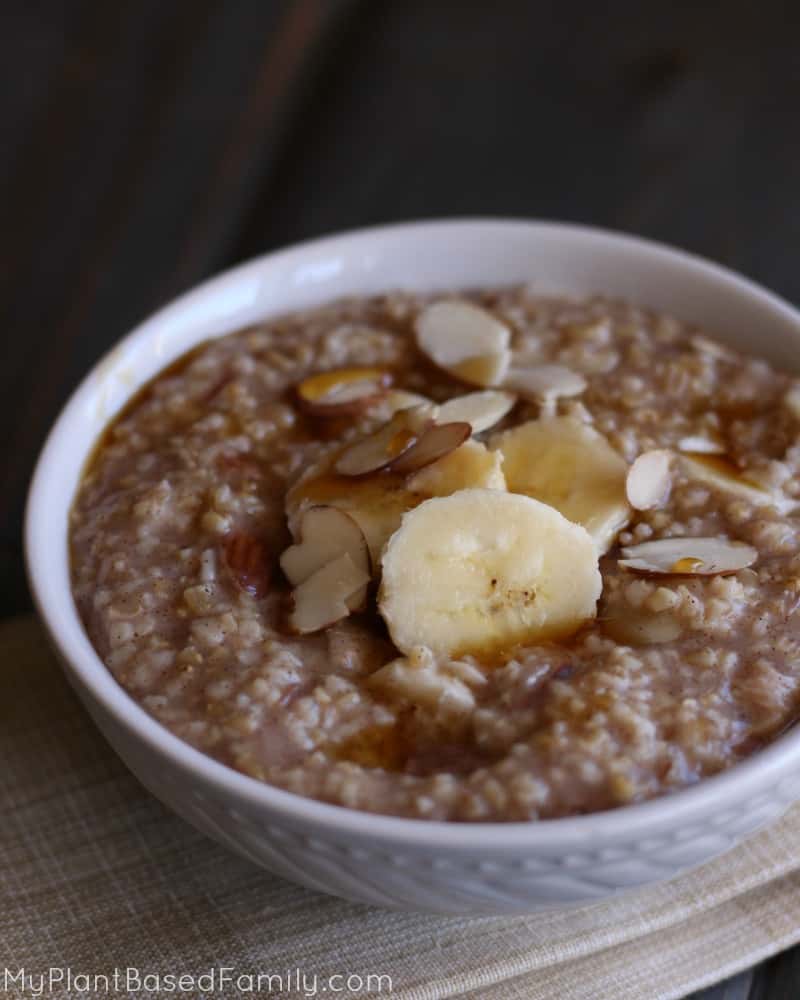 Instant Pot Banana Nut Oatmeal takes the flavors of Banana Bread and adds the wholesomeness of oatmeal.